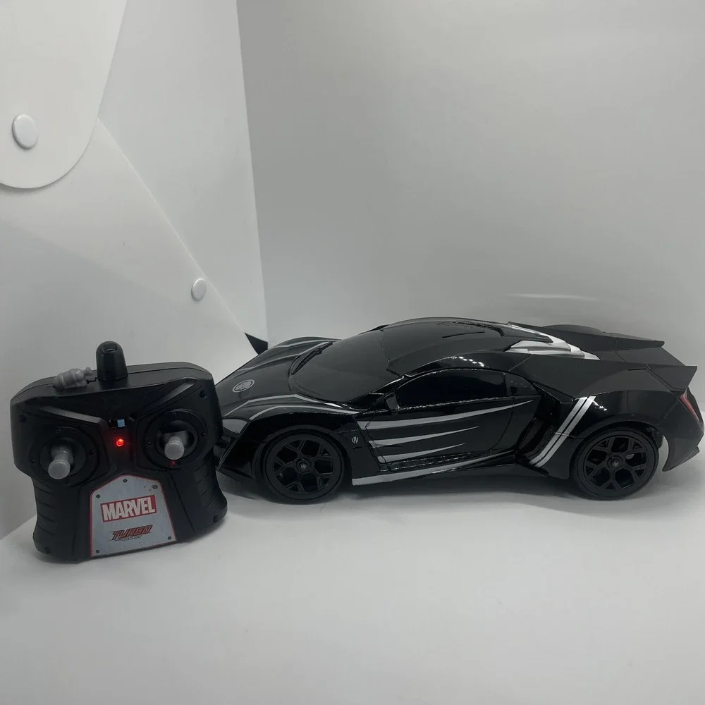 MARVEL TURBO BOOST BLACK PANTHER REMOTE CONTROL CAR ! HYPER-SPORT JADA TOYS 11x5